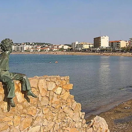 The In * L'Escala